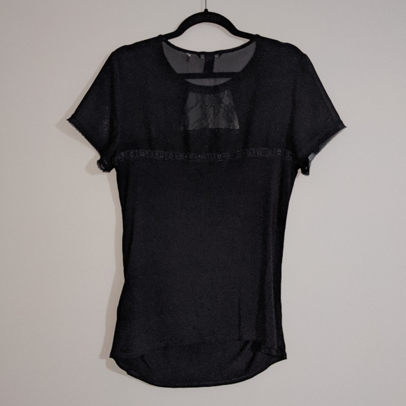 Maternity - Semi-sheer top - Picture 2 of 7